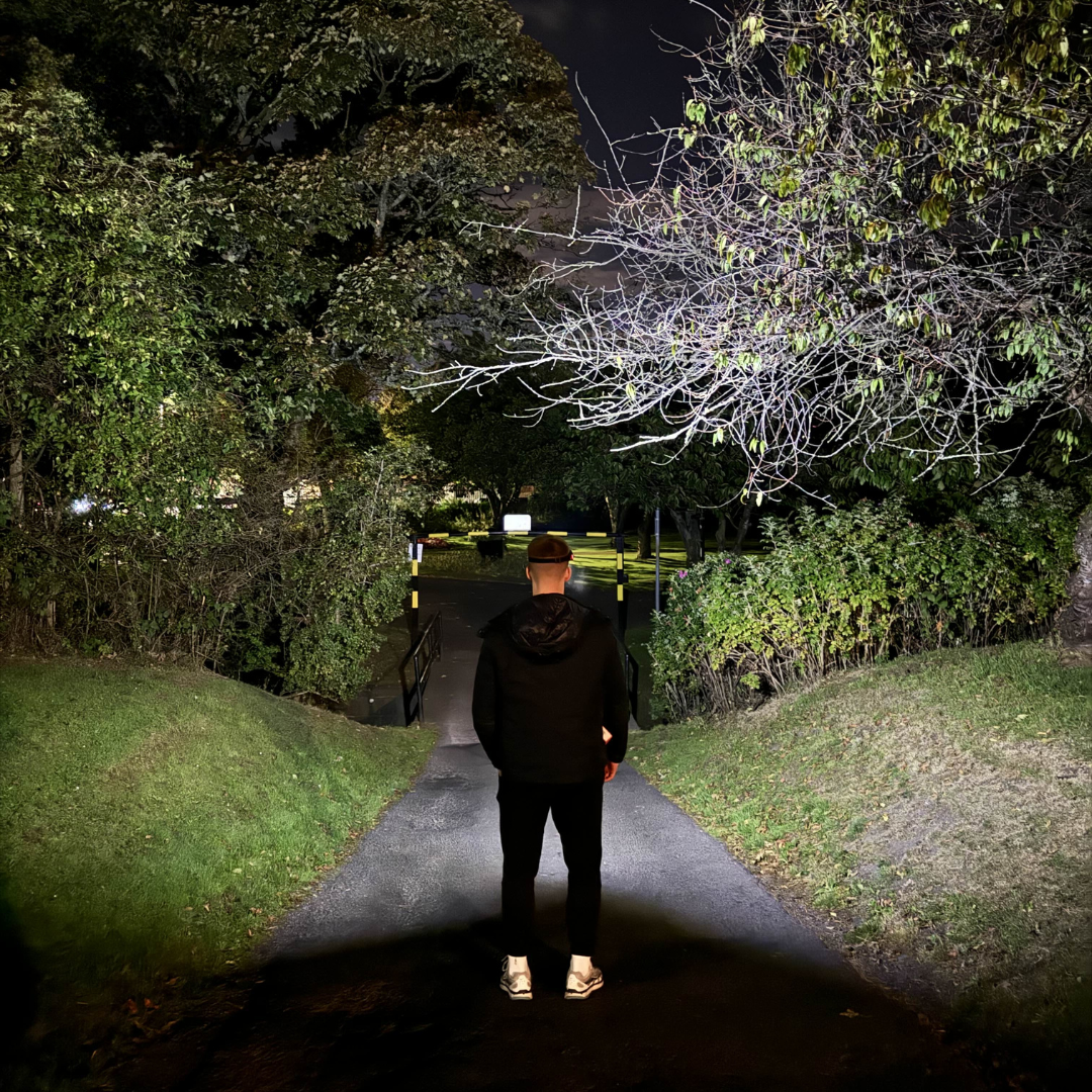 LuxeLight™ Linterna Frontal LED